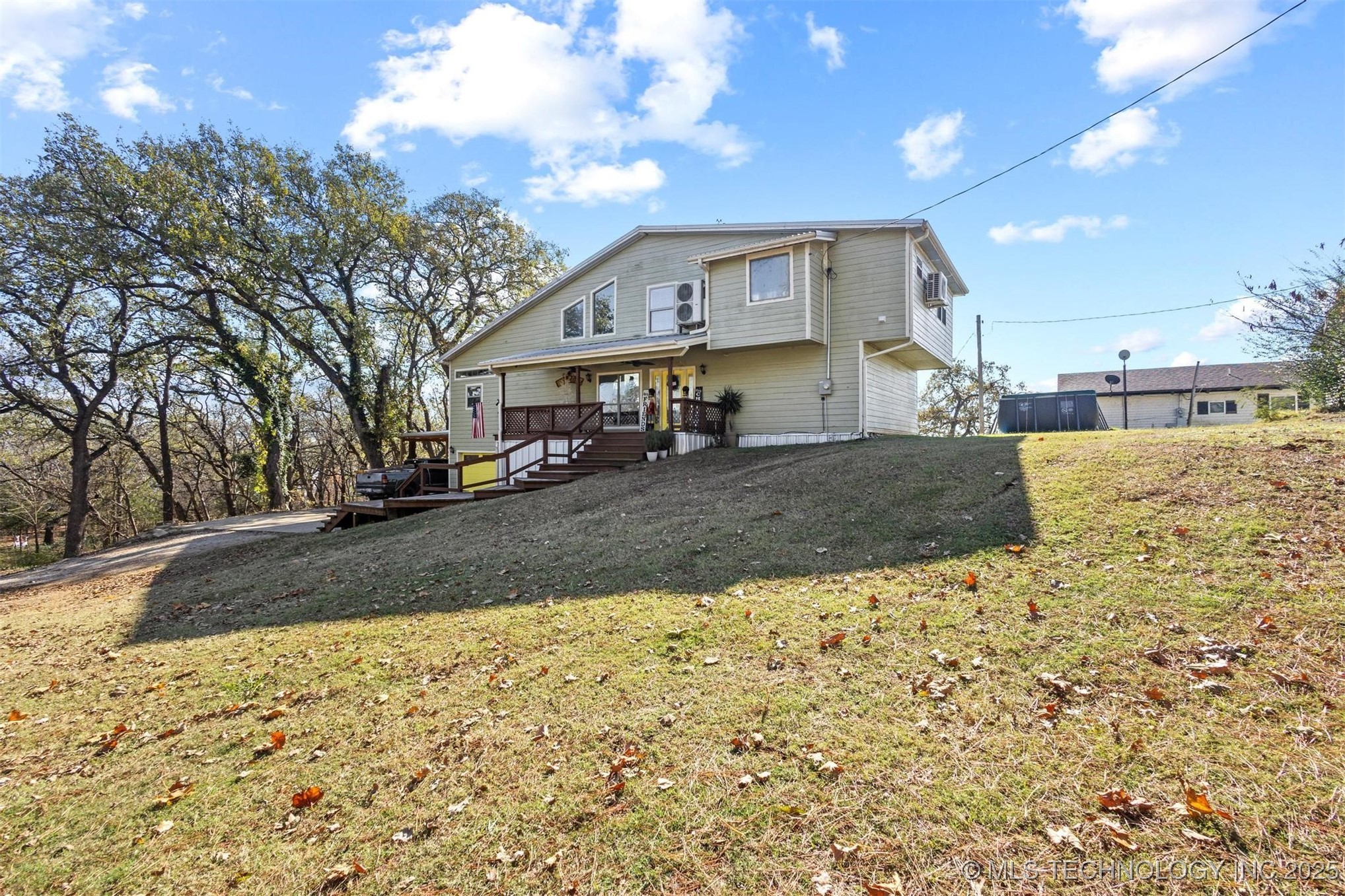 2451 E End Property Photo 13