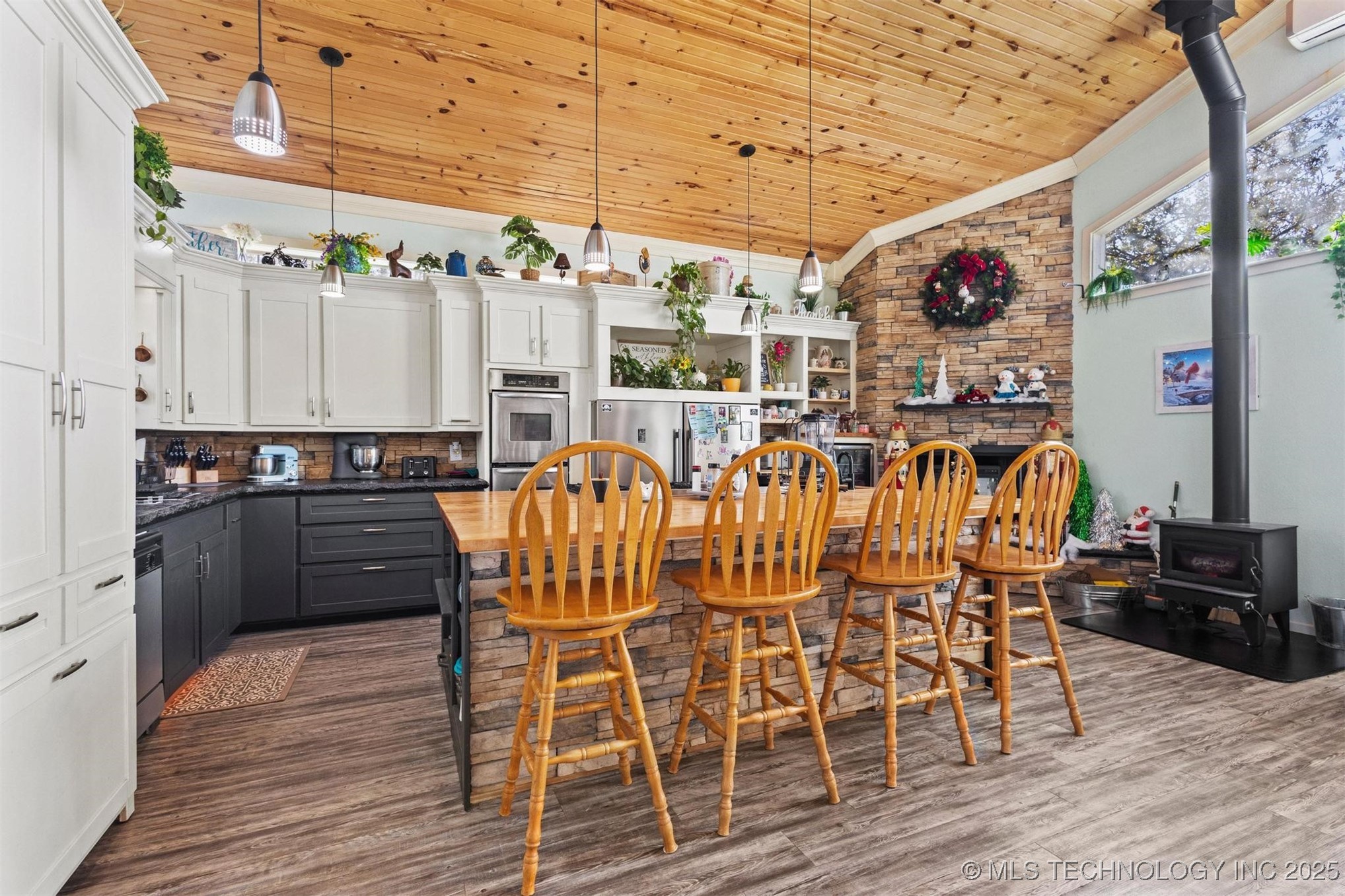 2451 E End Property Photo 20