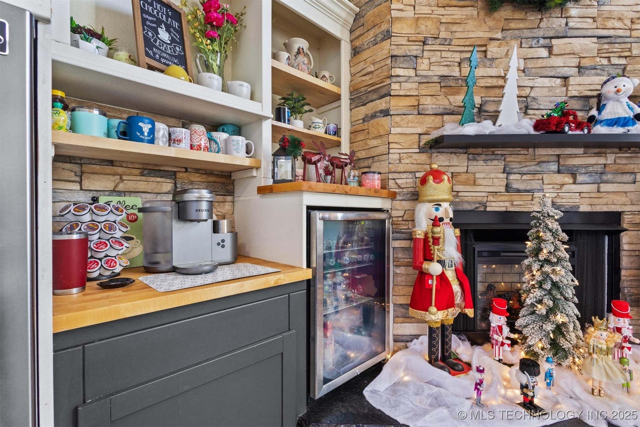 2451 E End Property Photo 22