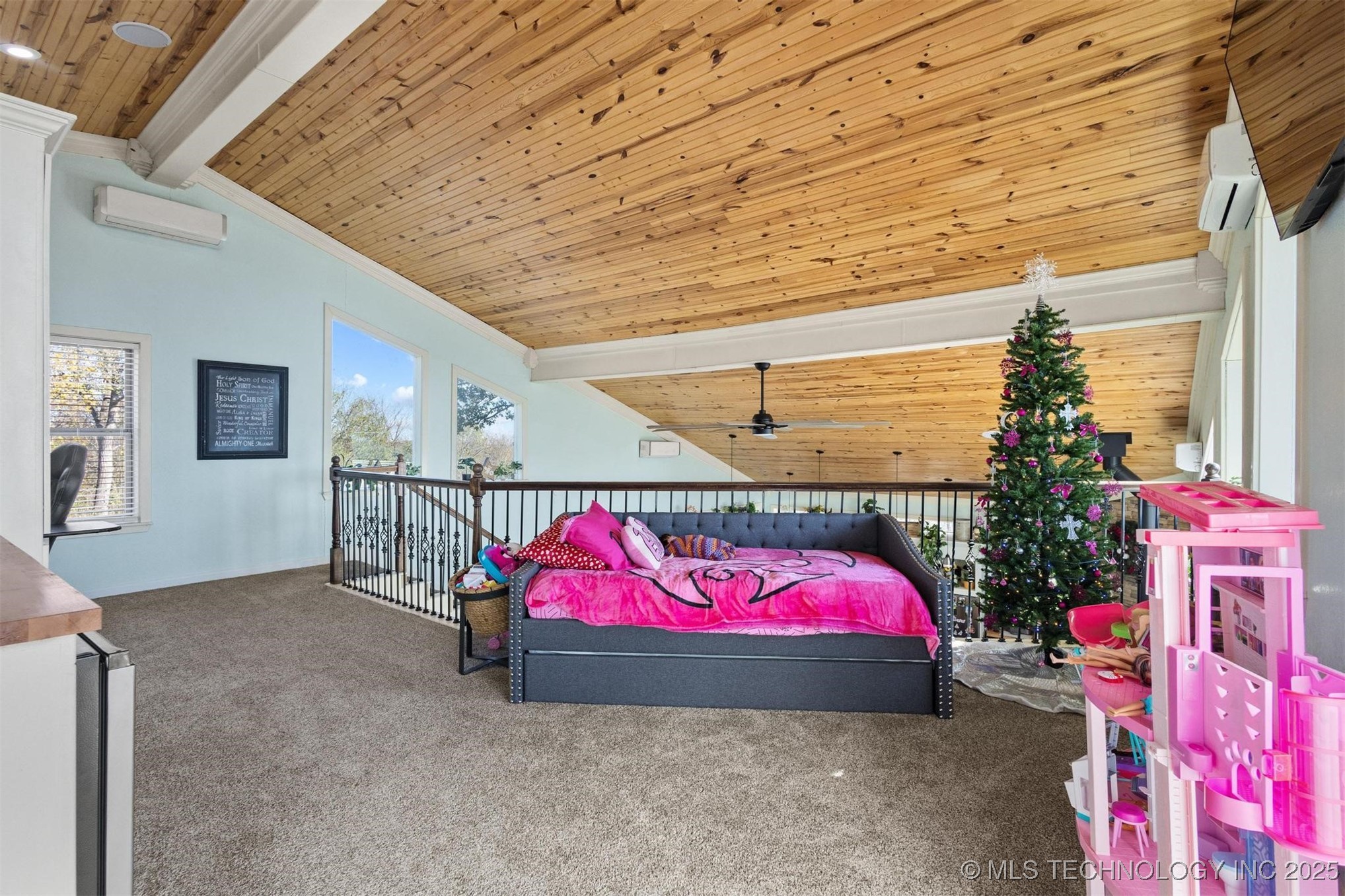 2451 E End Property Photo 33