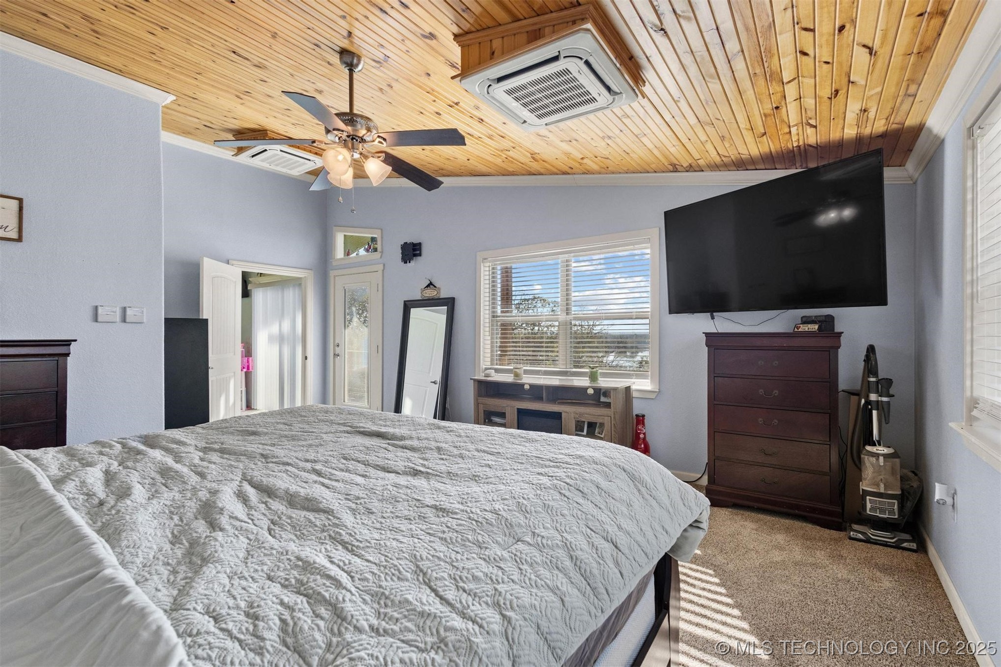 2451 E End Property Photo 37