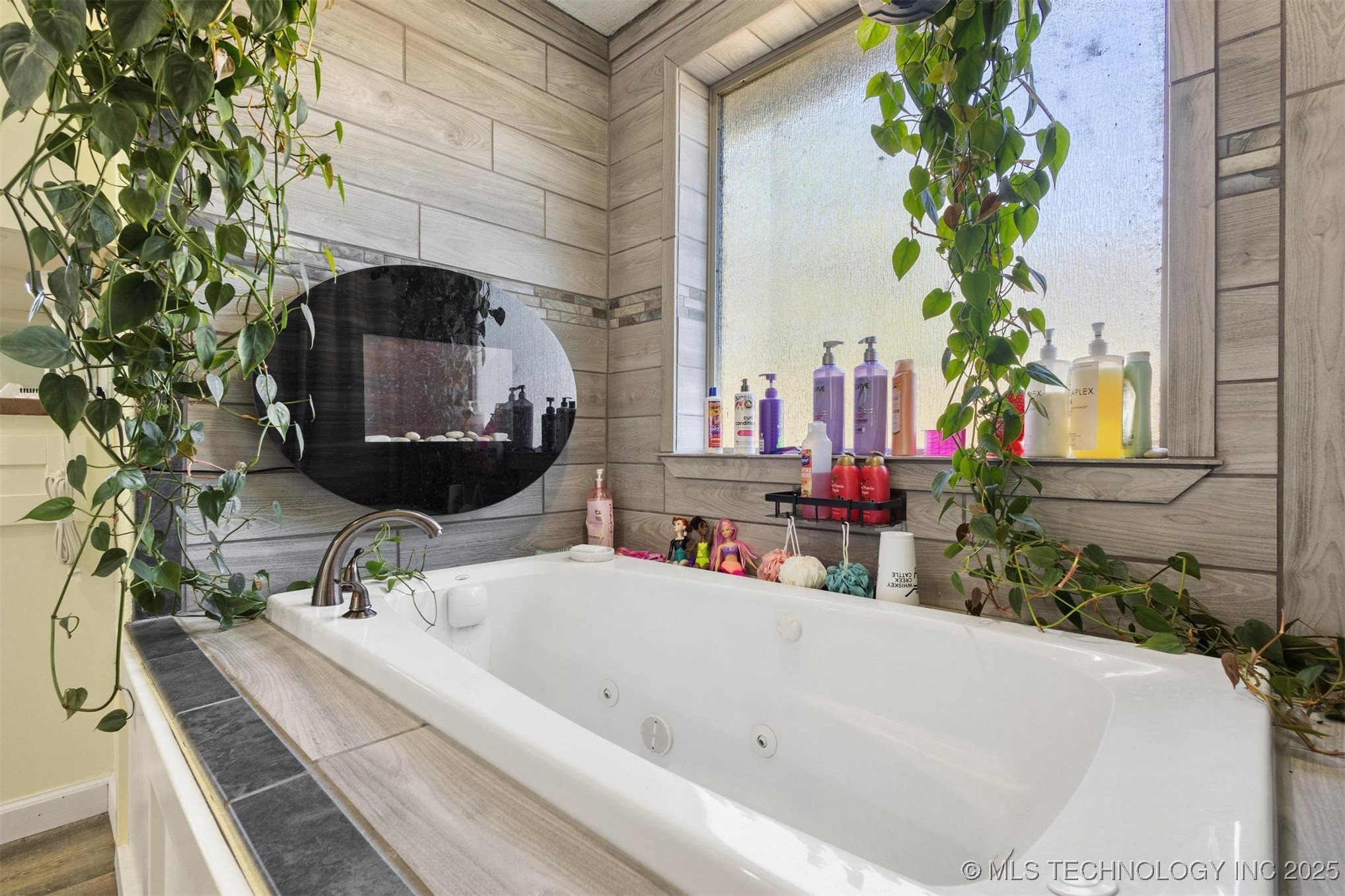 2451 E End Property Photo 41