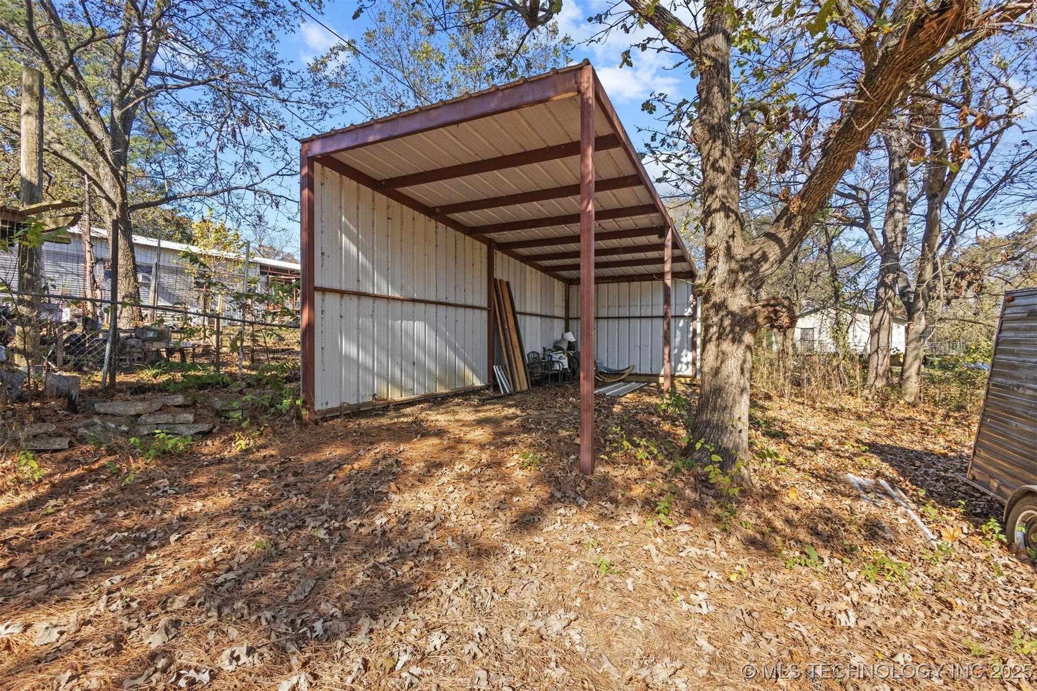 2451 E End Property Photo 47