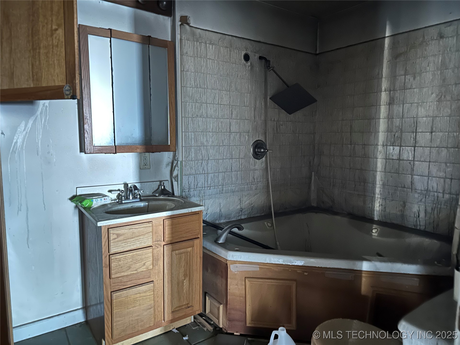 12510 Gun Club Road Property Photo 9