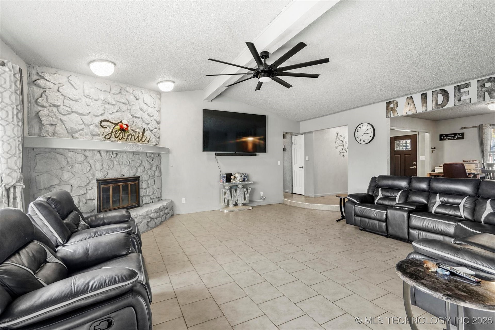 12664 E 129th Street S Property Photo 4