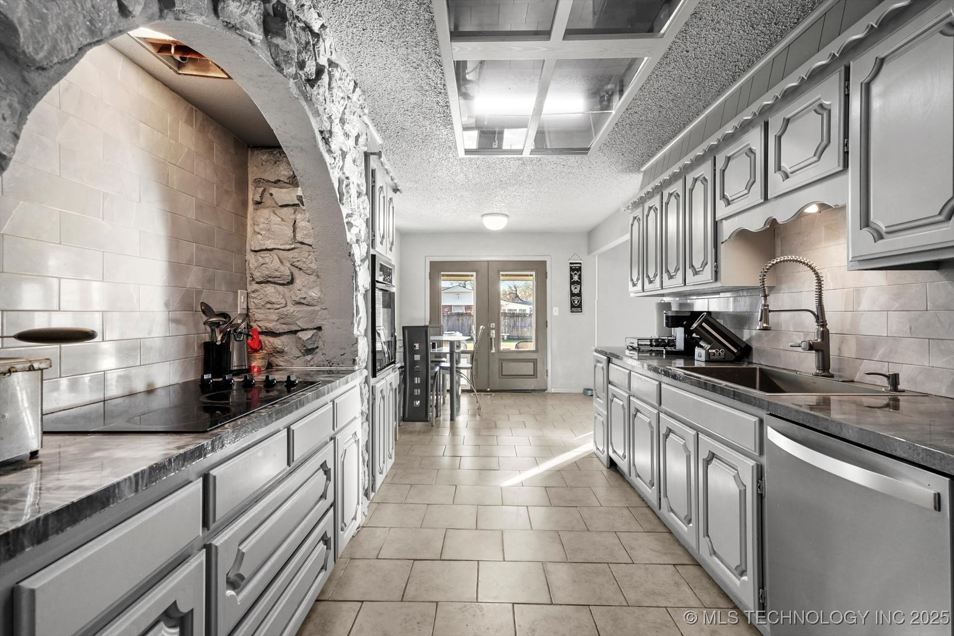 12664 E 129th Street S Property Photo 12