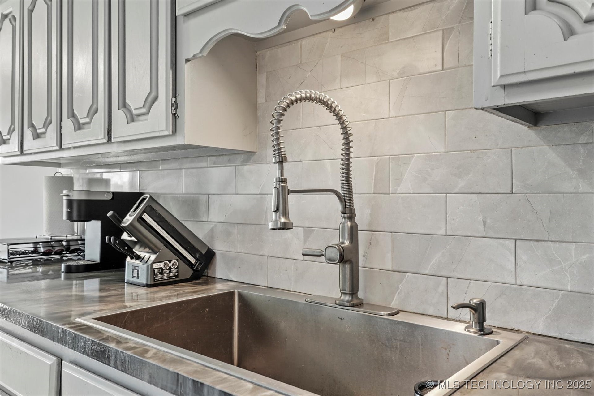 12664 E 129th Street S Property Photo 13