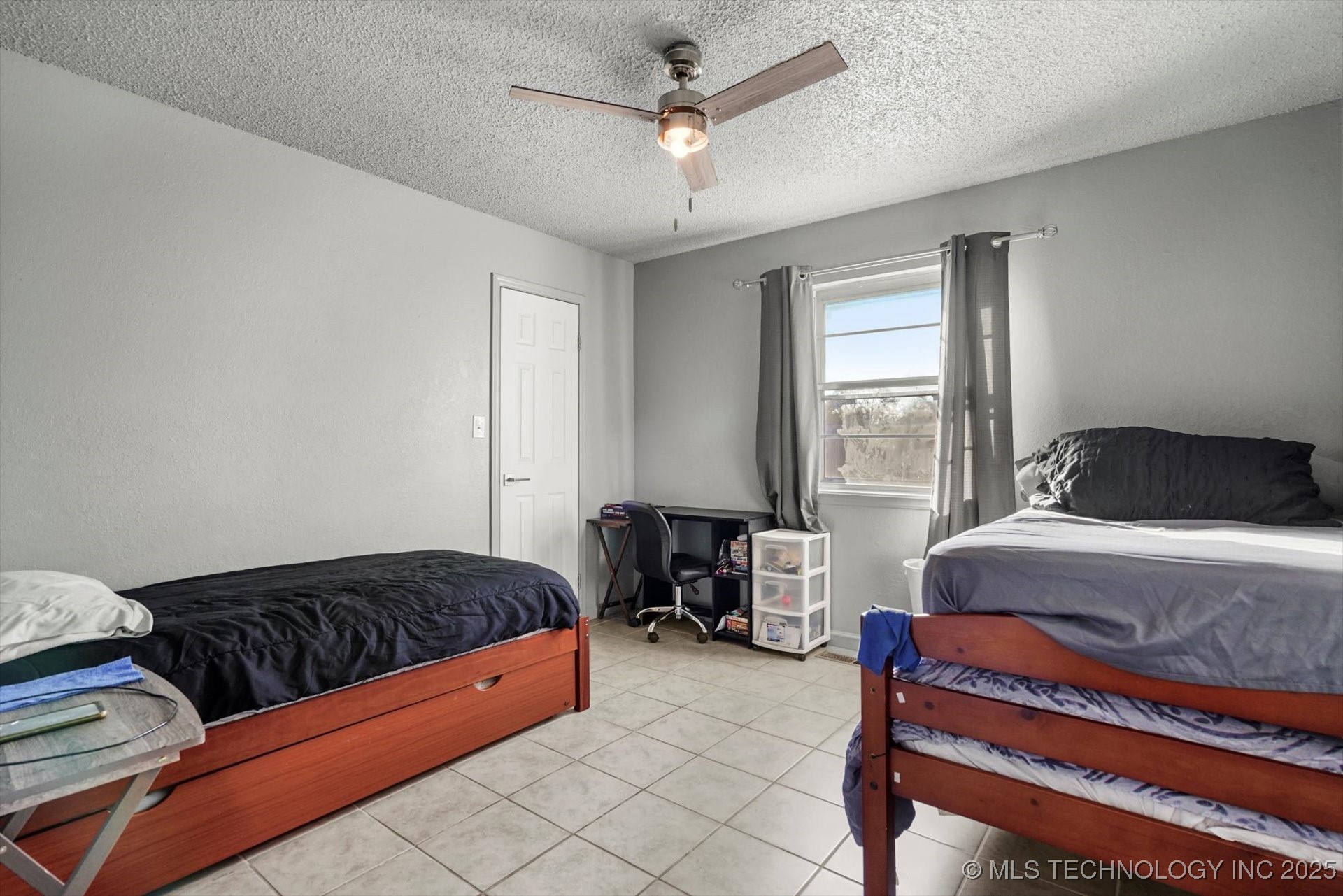 12664 E 129th Street S Property Photo 17