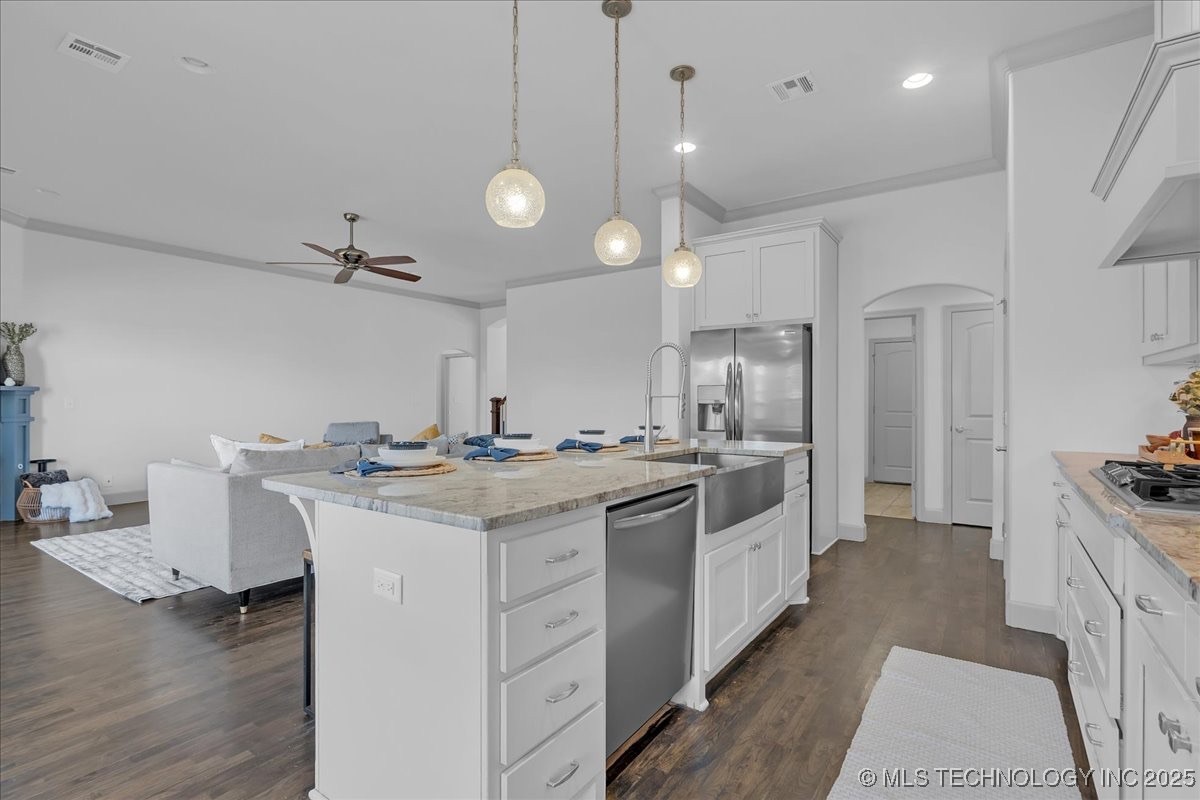 201 W 128th Place S Property Photo 20