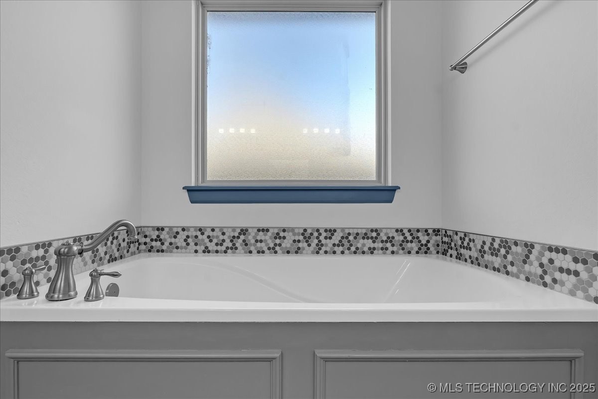 201 W 128th Place S Property Photo 37