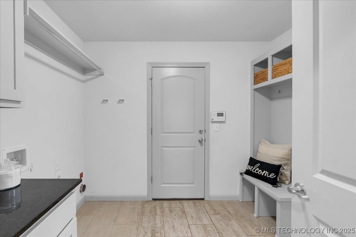 201 W 128th Place S Property Photo 43