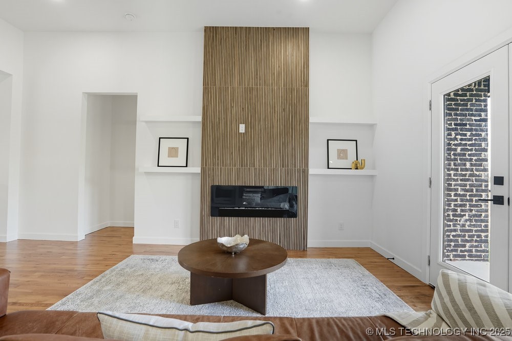 16103 E Oklahoma Street Property Photo 6