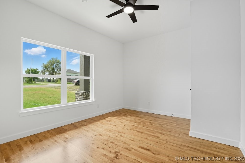 16103 E Oklahoma Street Property Photo 16
