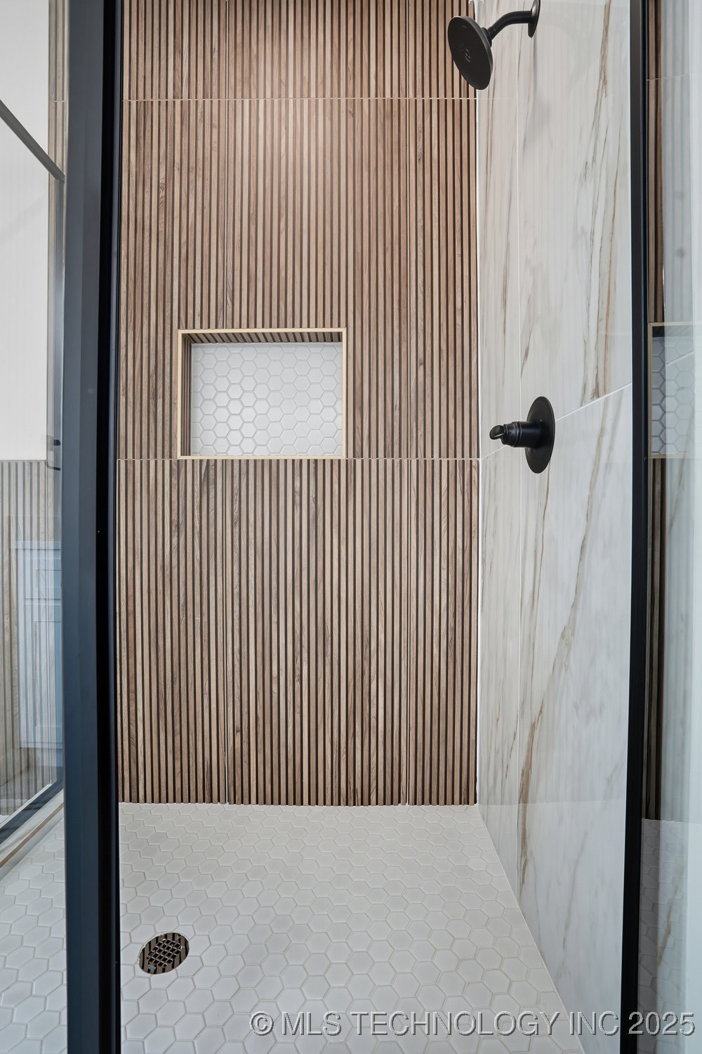 16103 E Oklahoma Street Property Photo 19