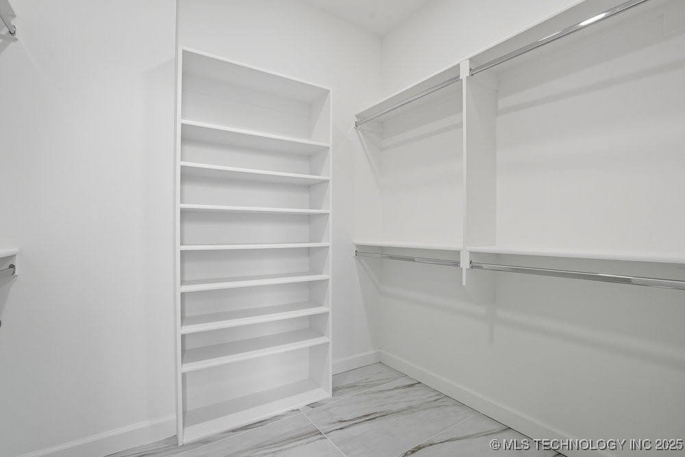 16103 E Oklahoma Street Property Photo 23