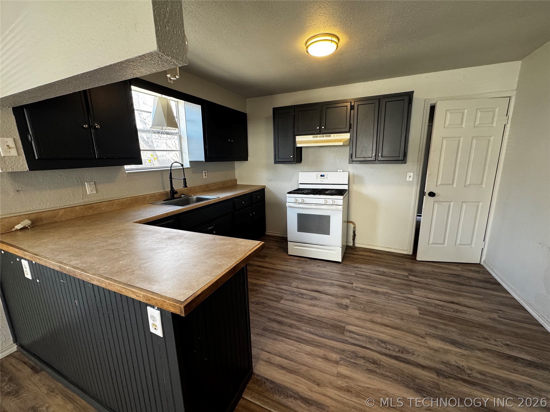 209 11th Avenue Nw Property Photo 5