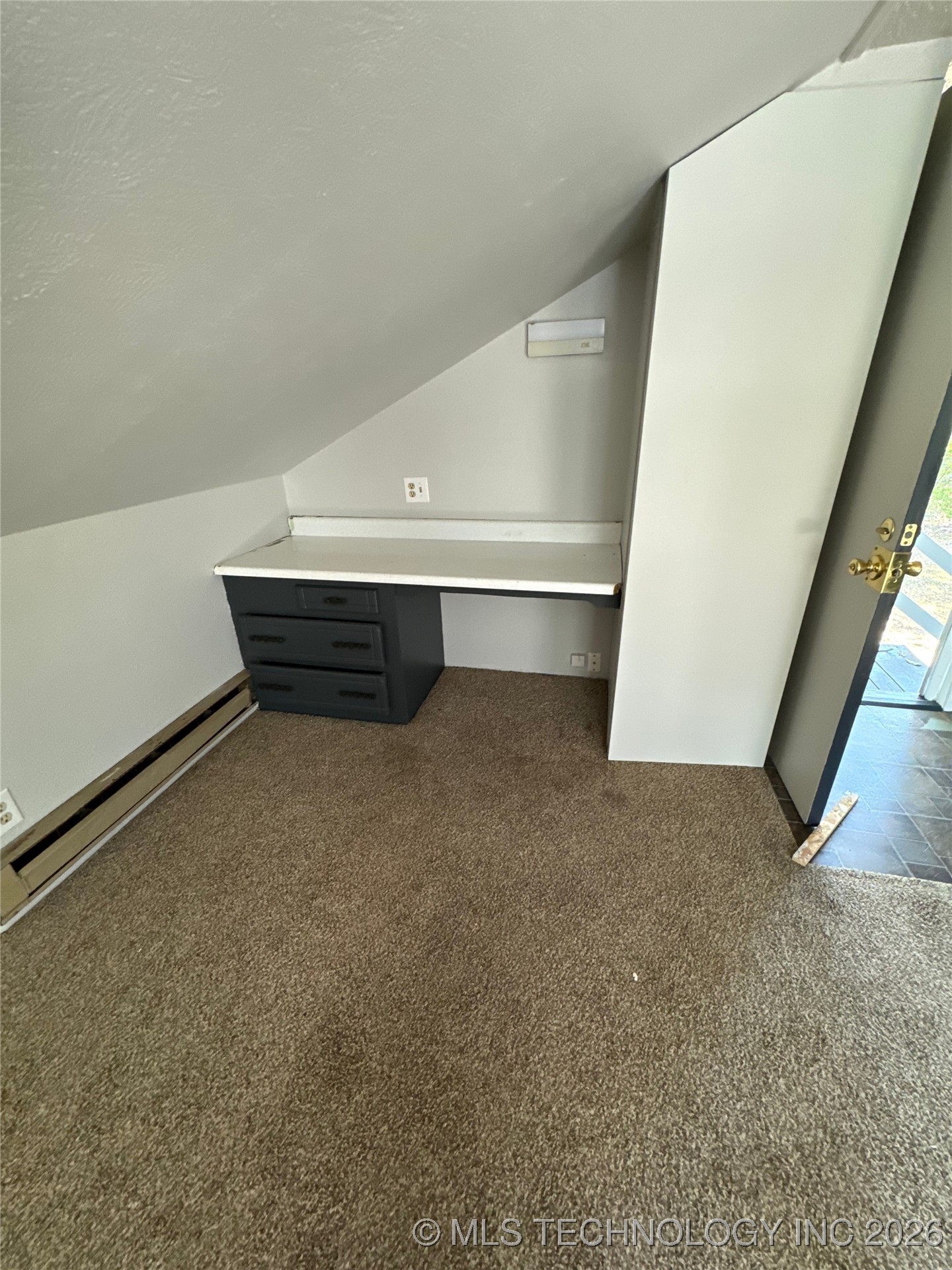 209 11th Avenue Nw Property Photo 12