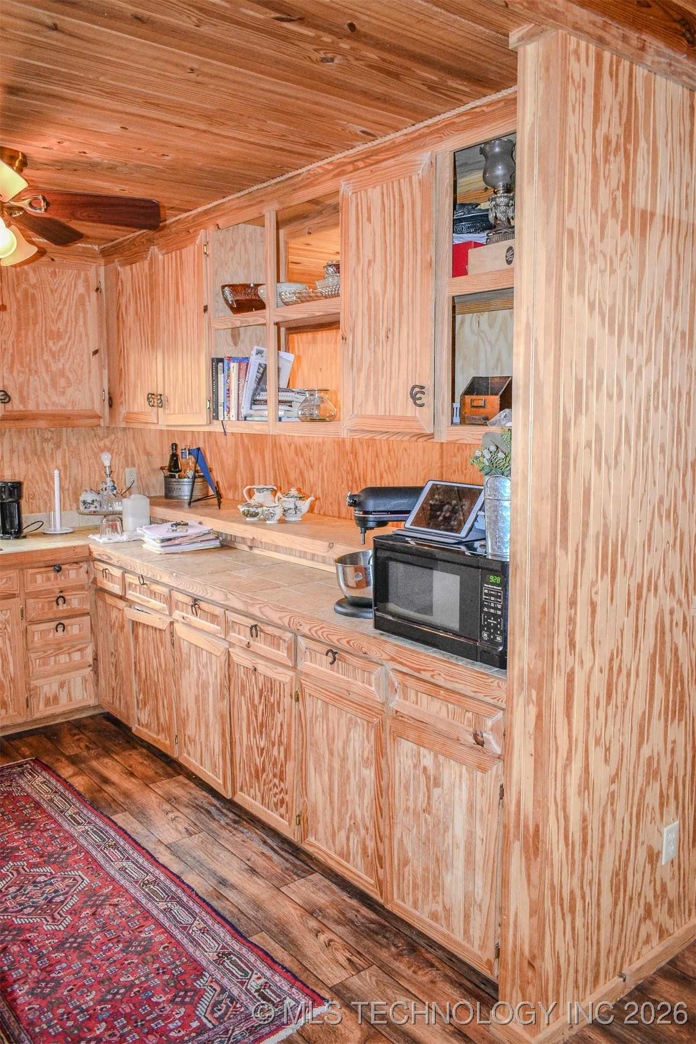 919 N 4210 Road Property Photo 8