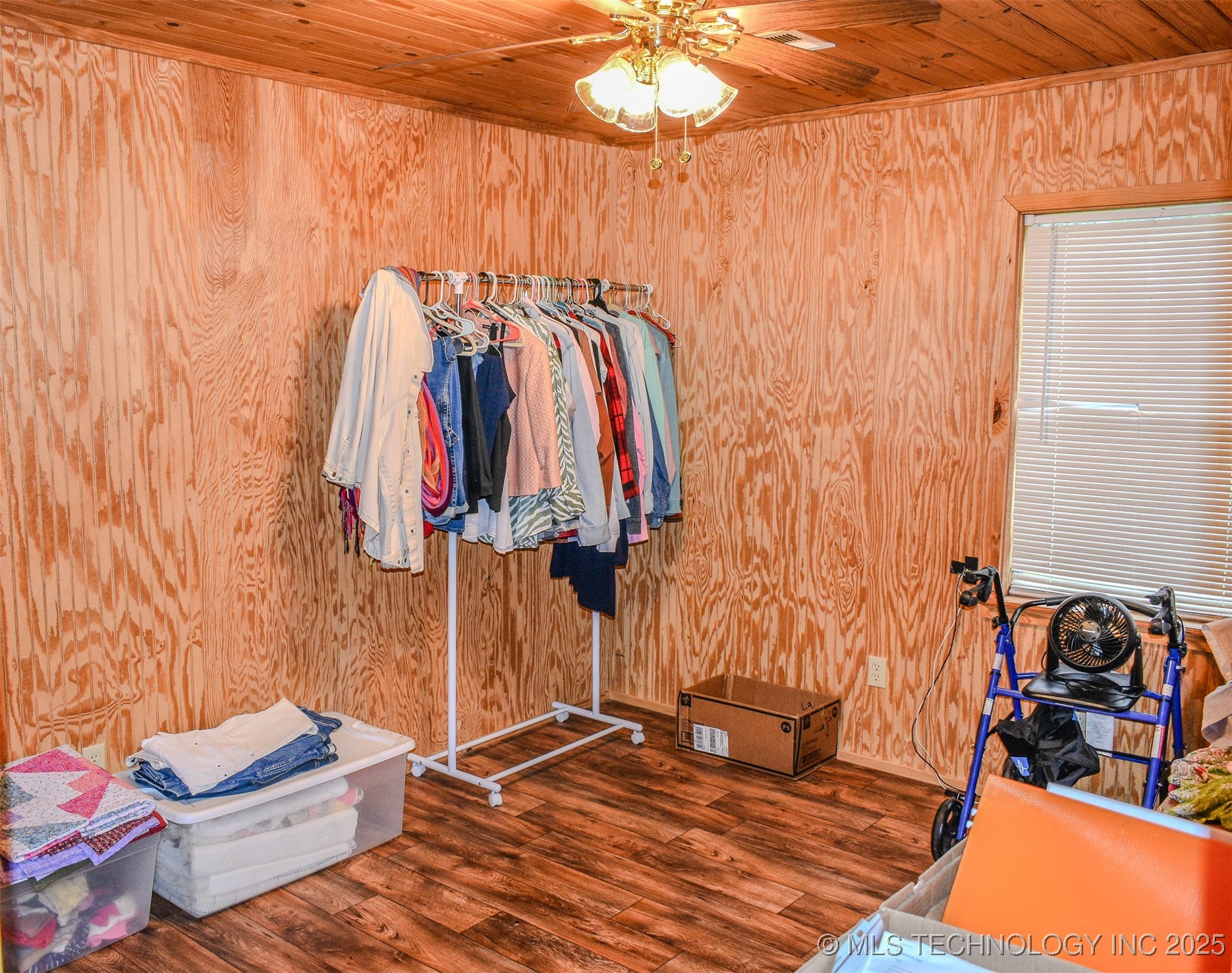 919 N 4210 Road Property Photo 15