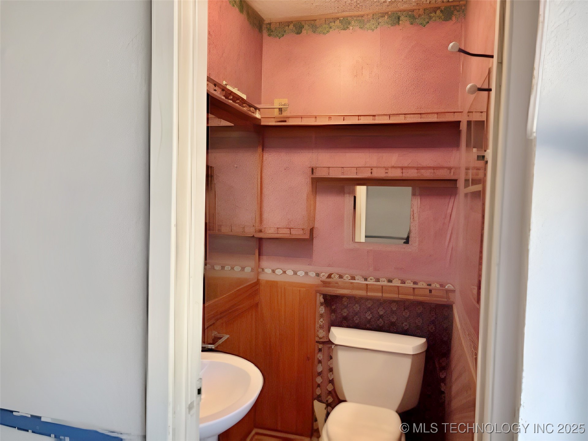 319 B Sw Property Photo 7