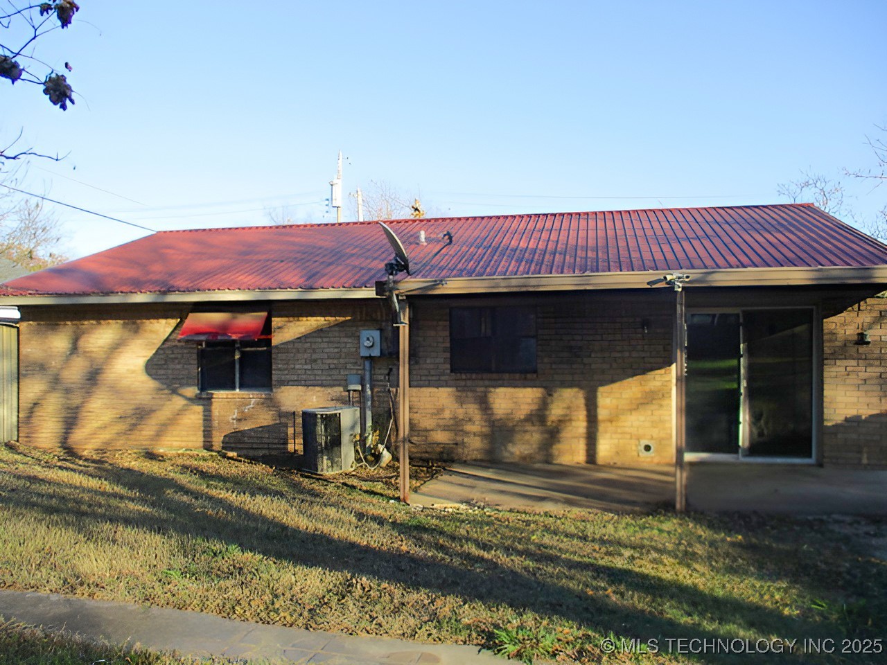 319 B Sw Property Photo 12