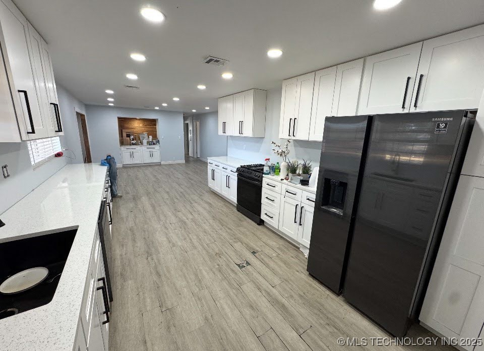 500 E Iowa Property Photo 6