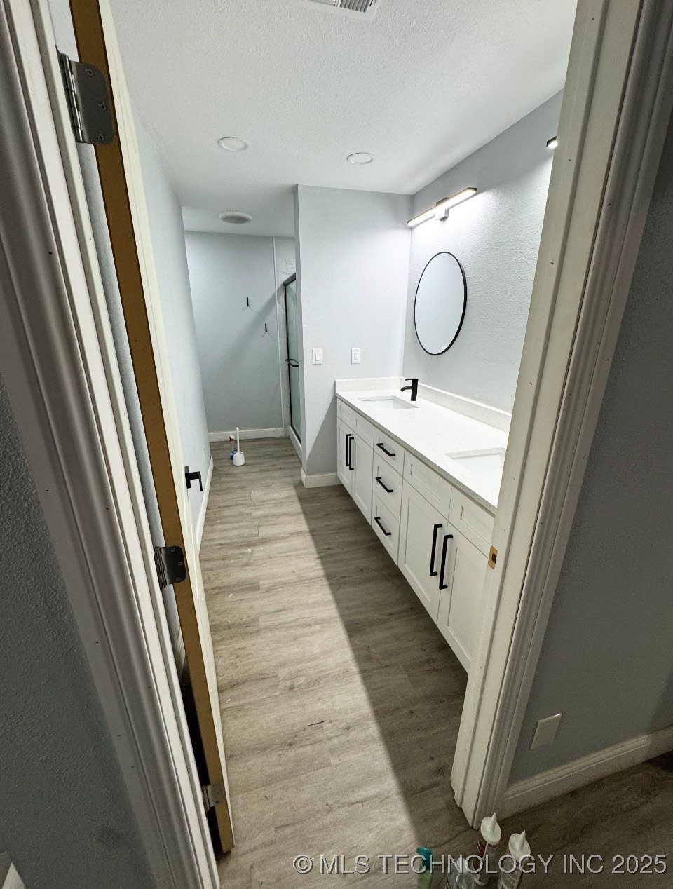 500 E Iowa Property Photo 11