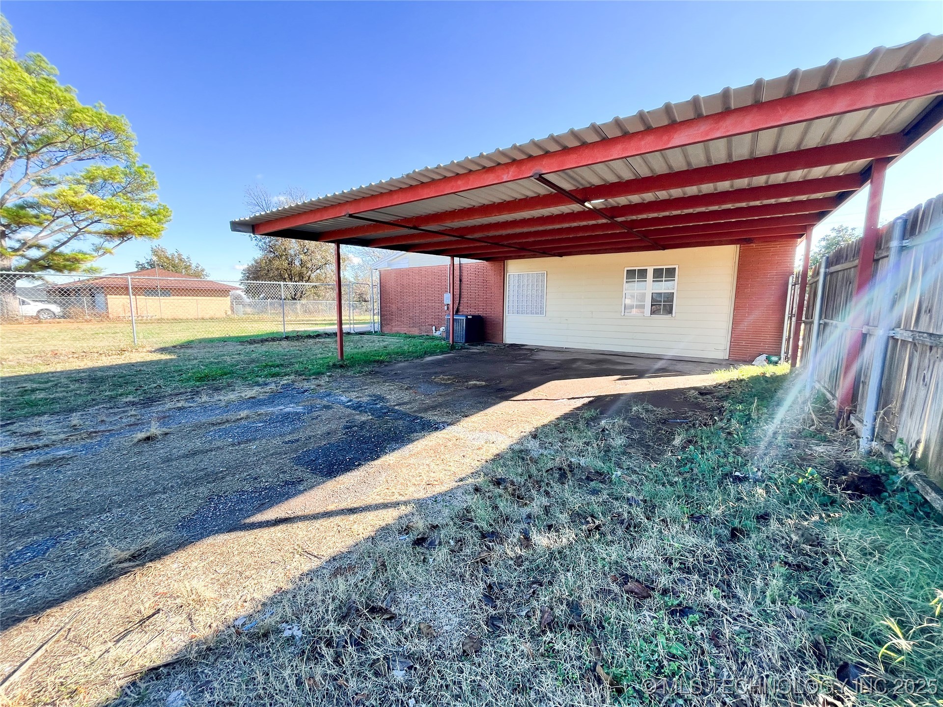 500 E Iowa Property Photo 35