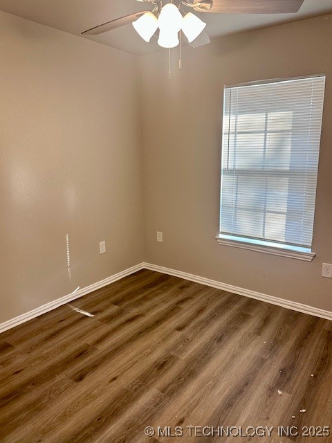 1654 W Woodcraft Road Property Photo 3