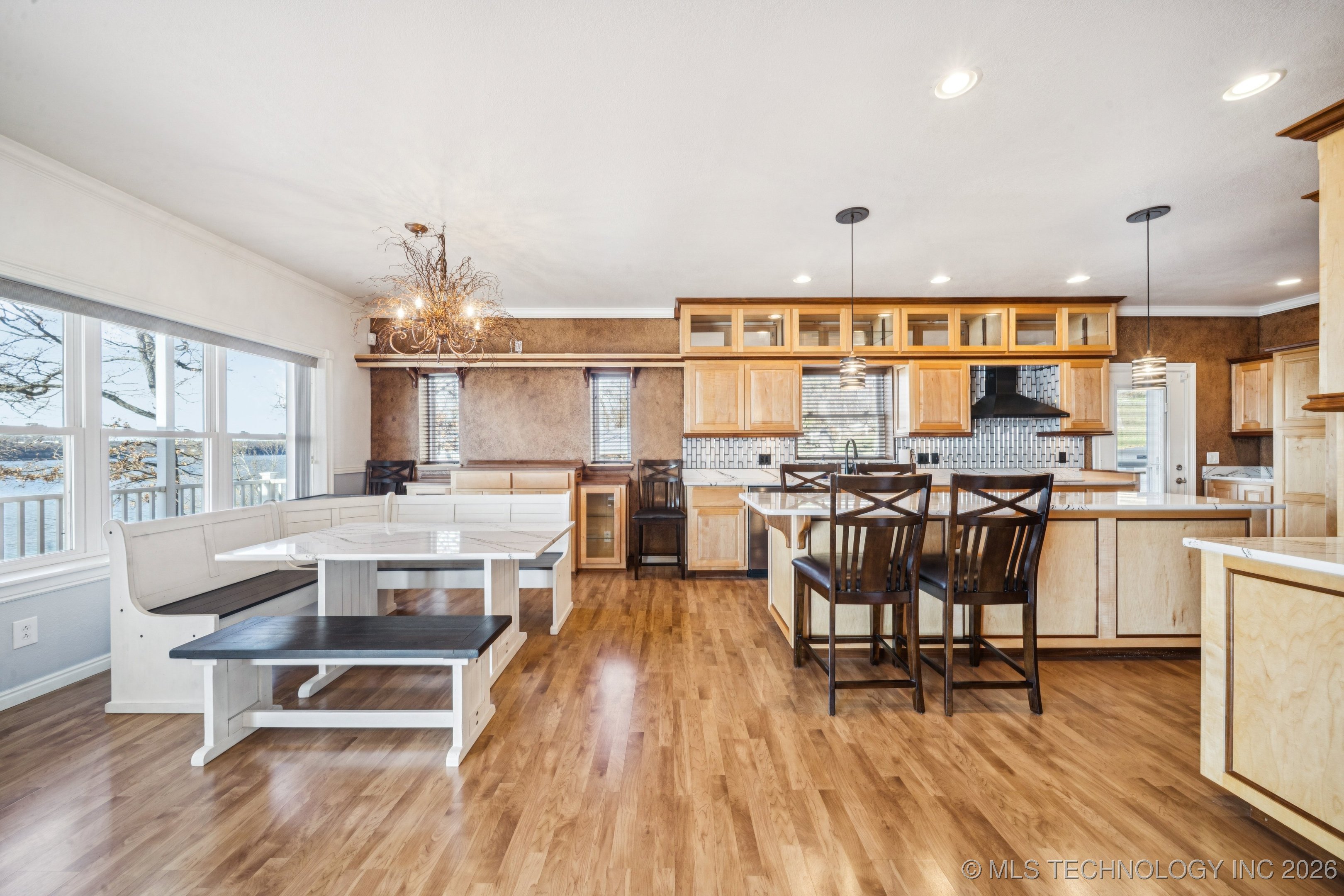 62194 E 246 Property Photo 17