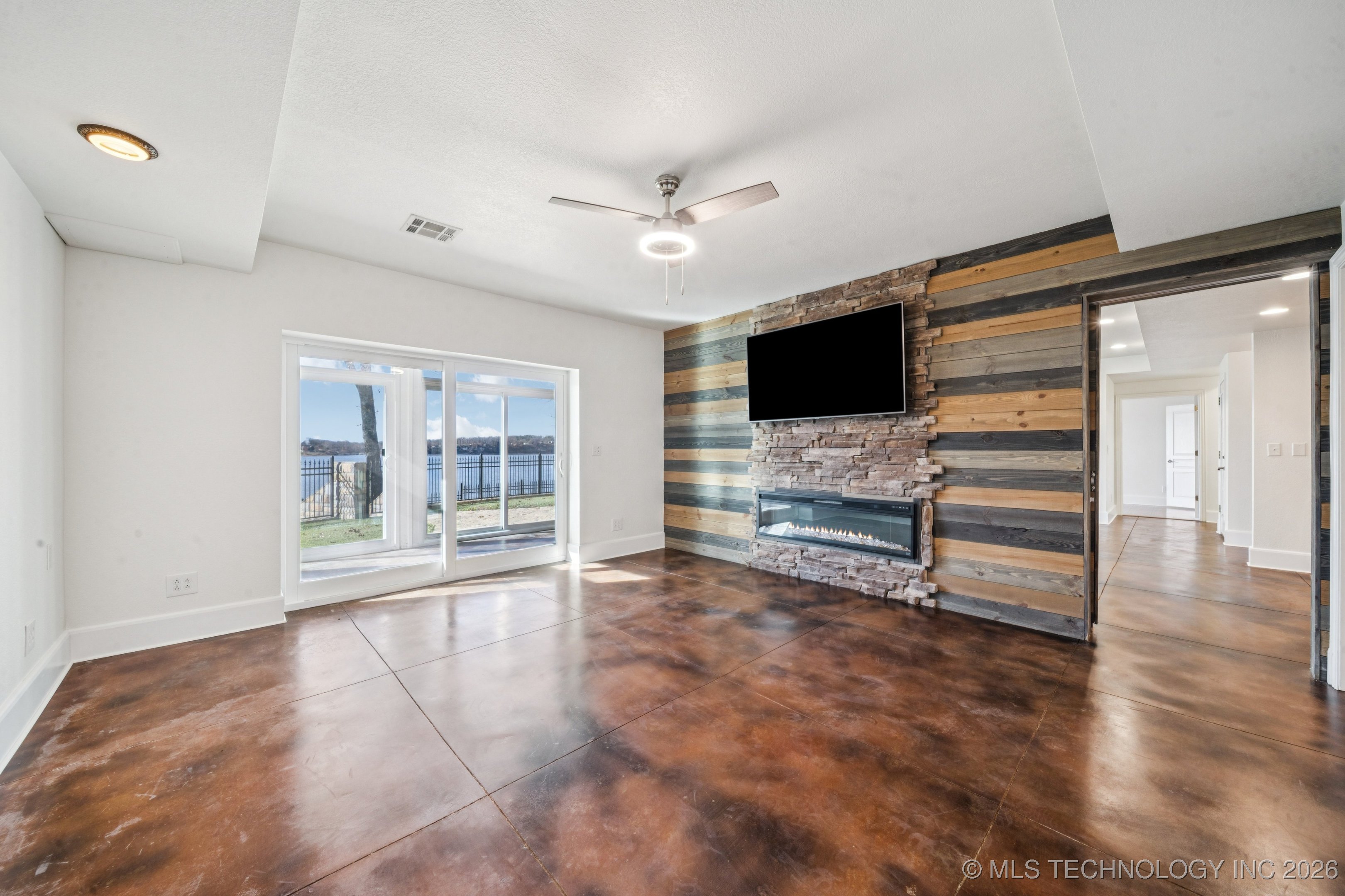 62194 E 246 Property Photo 41