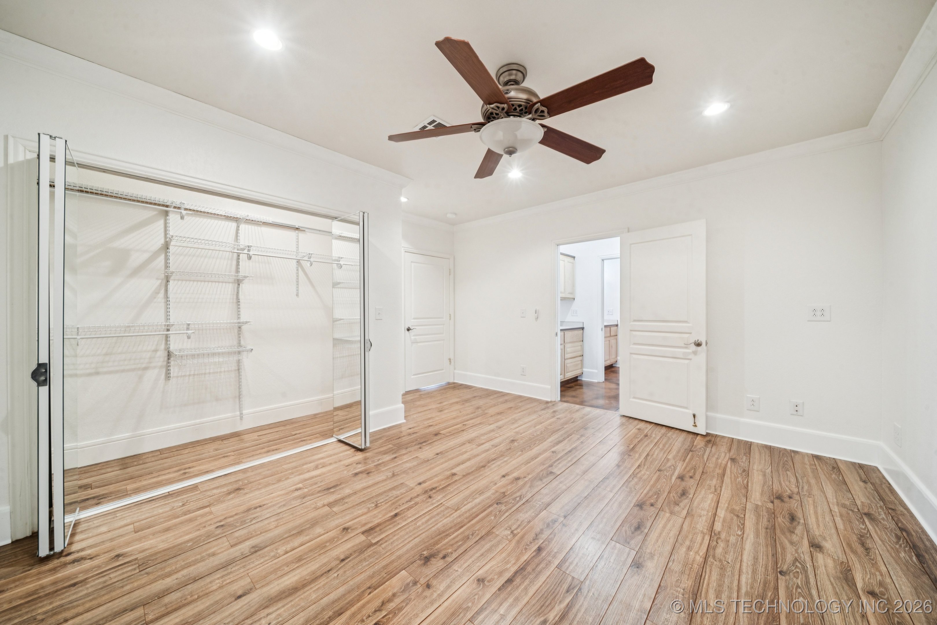 62194 E 246 Property Photo 43