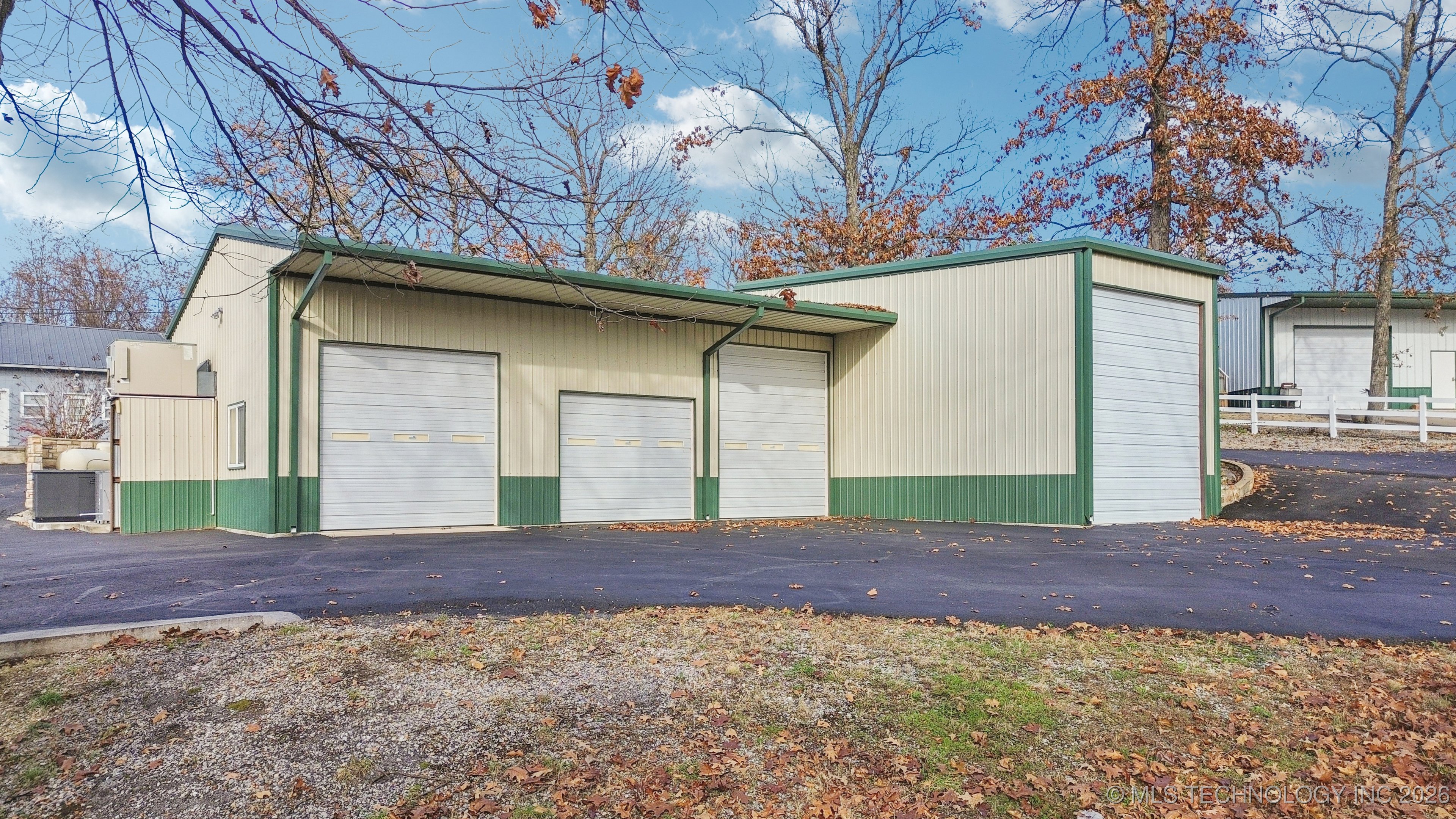 62194 E 246 Property Photo 55