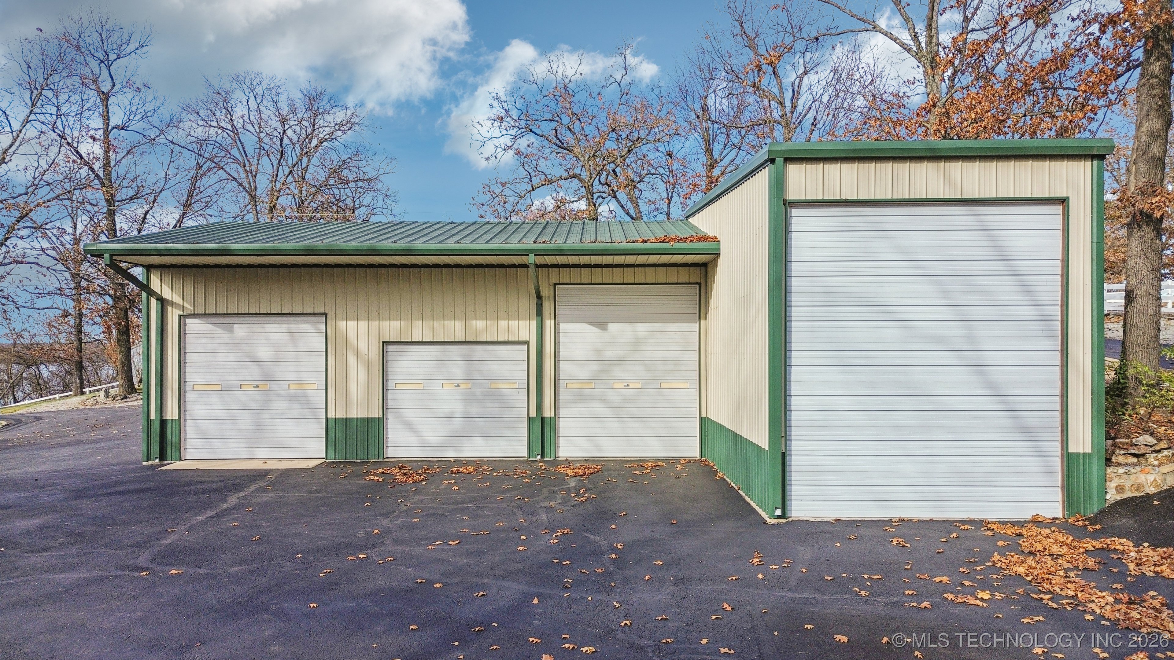 62194 E 246 Property Photo 56