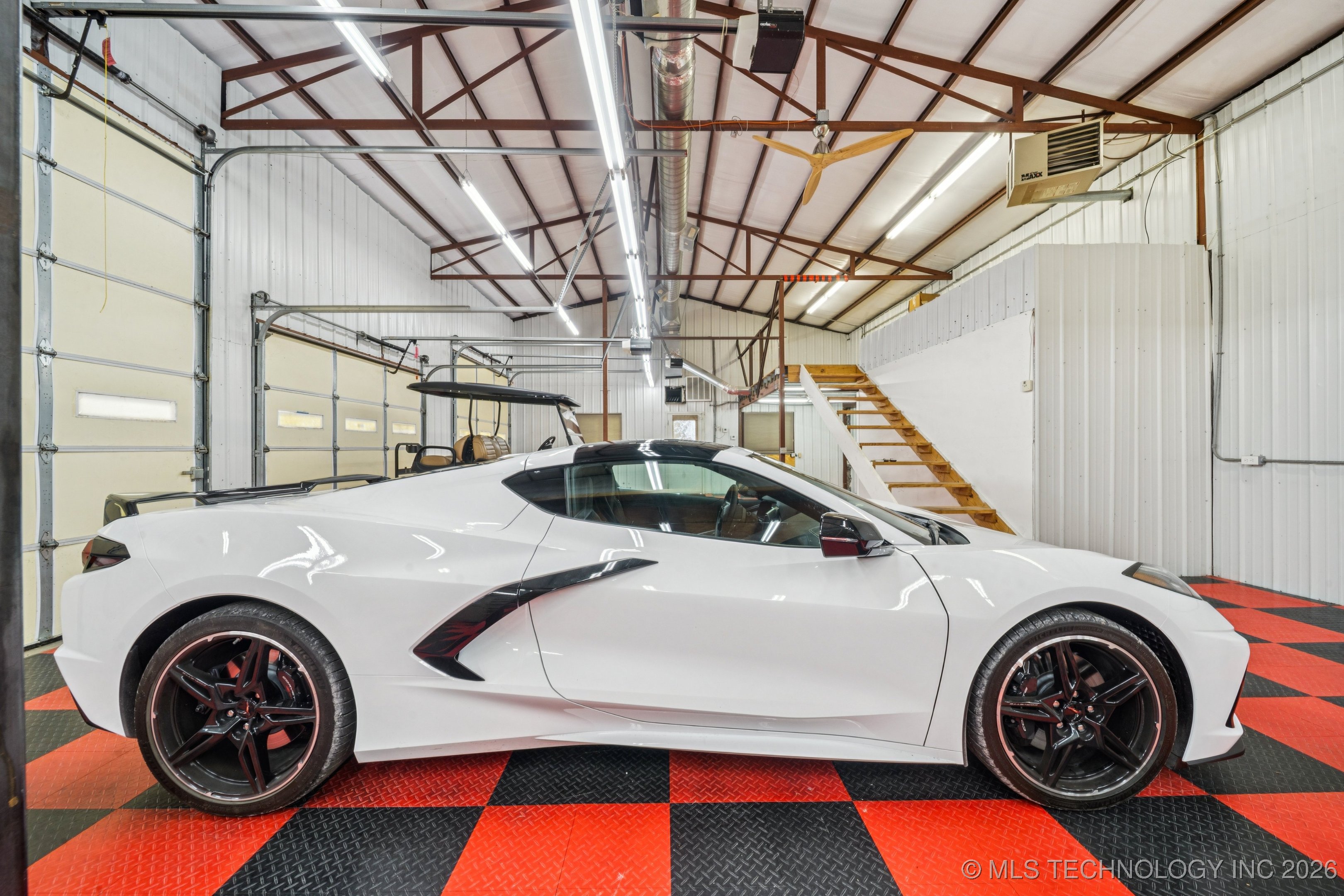 62194 E 246 Property Photo 64