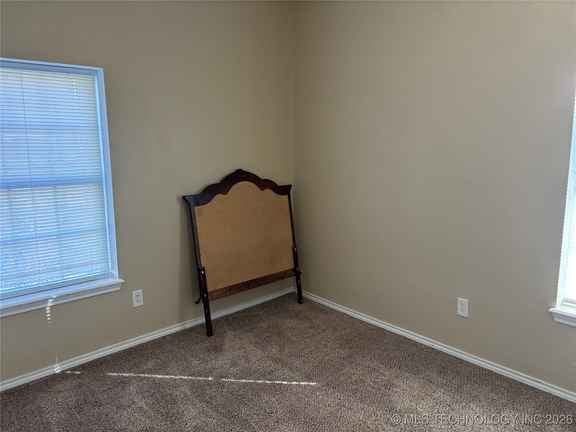 206 E 3rd Street Property Photo 21