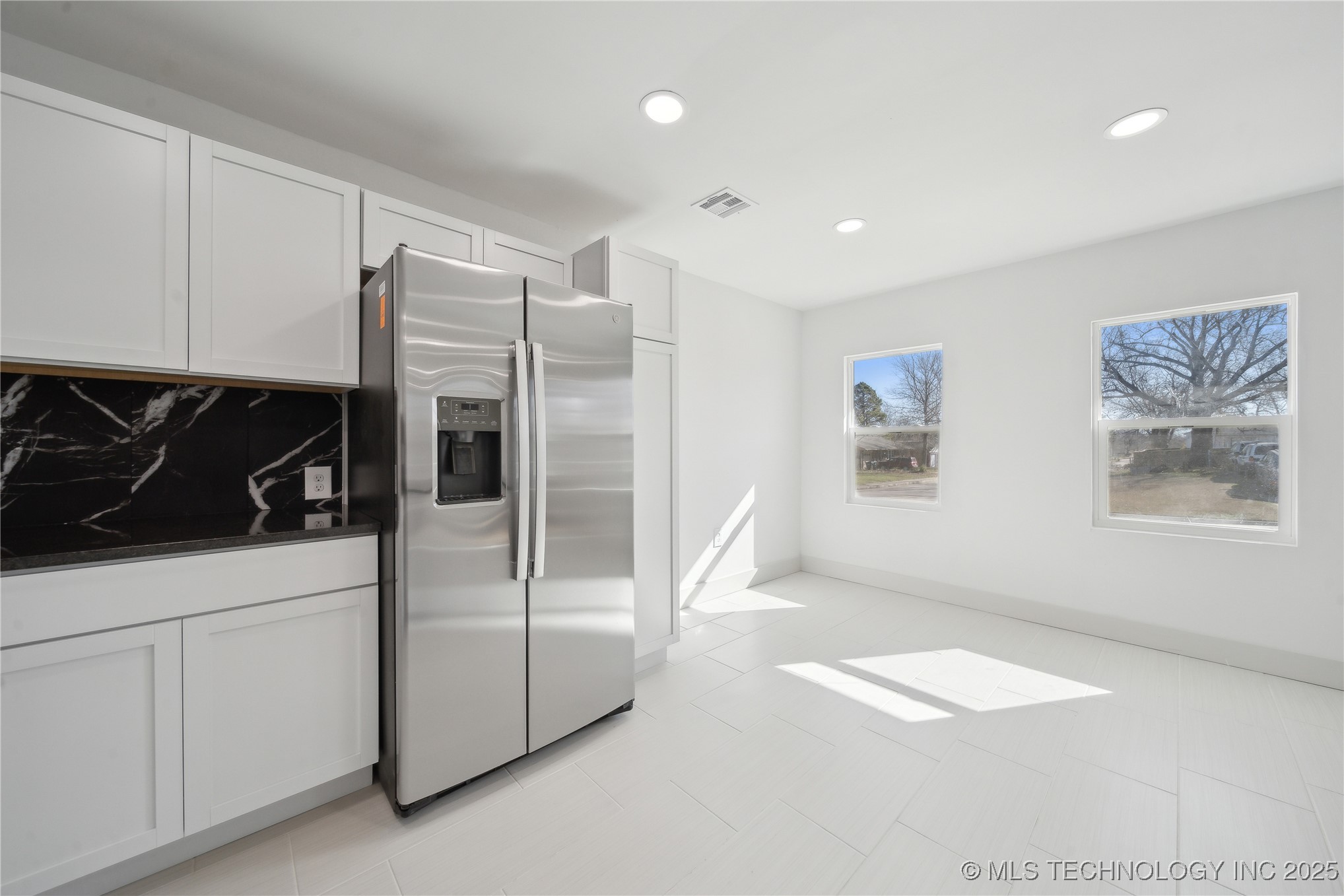 1137 N Oklahoma Avenue Property Photo 17