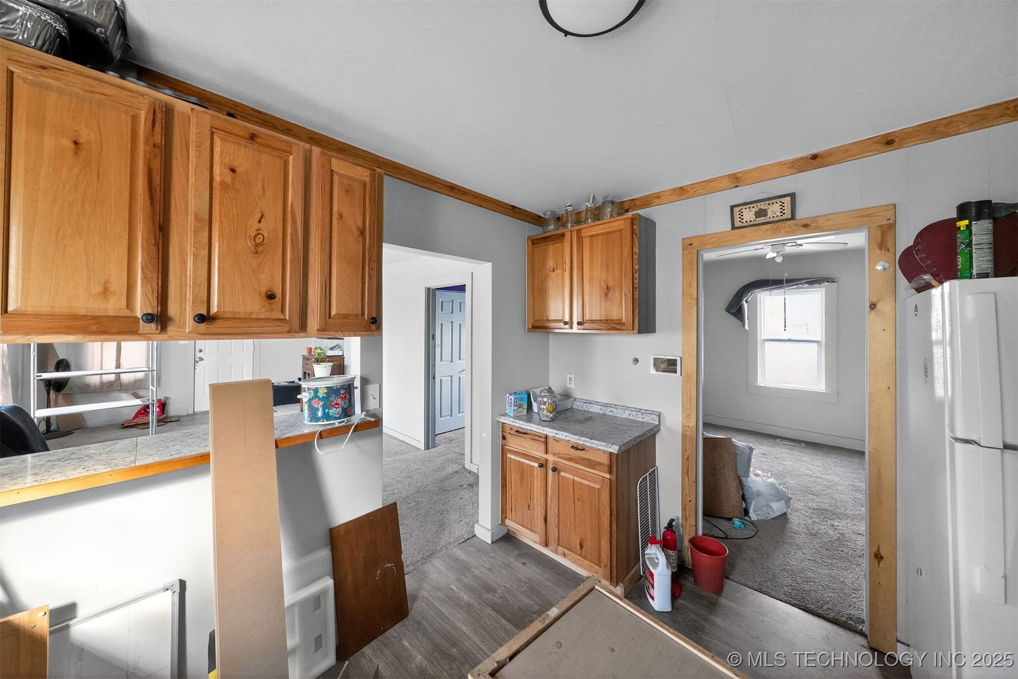 1128 E Arch Avenue Property Photo 11