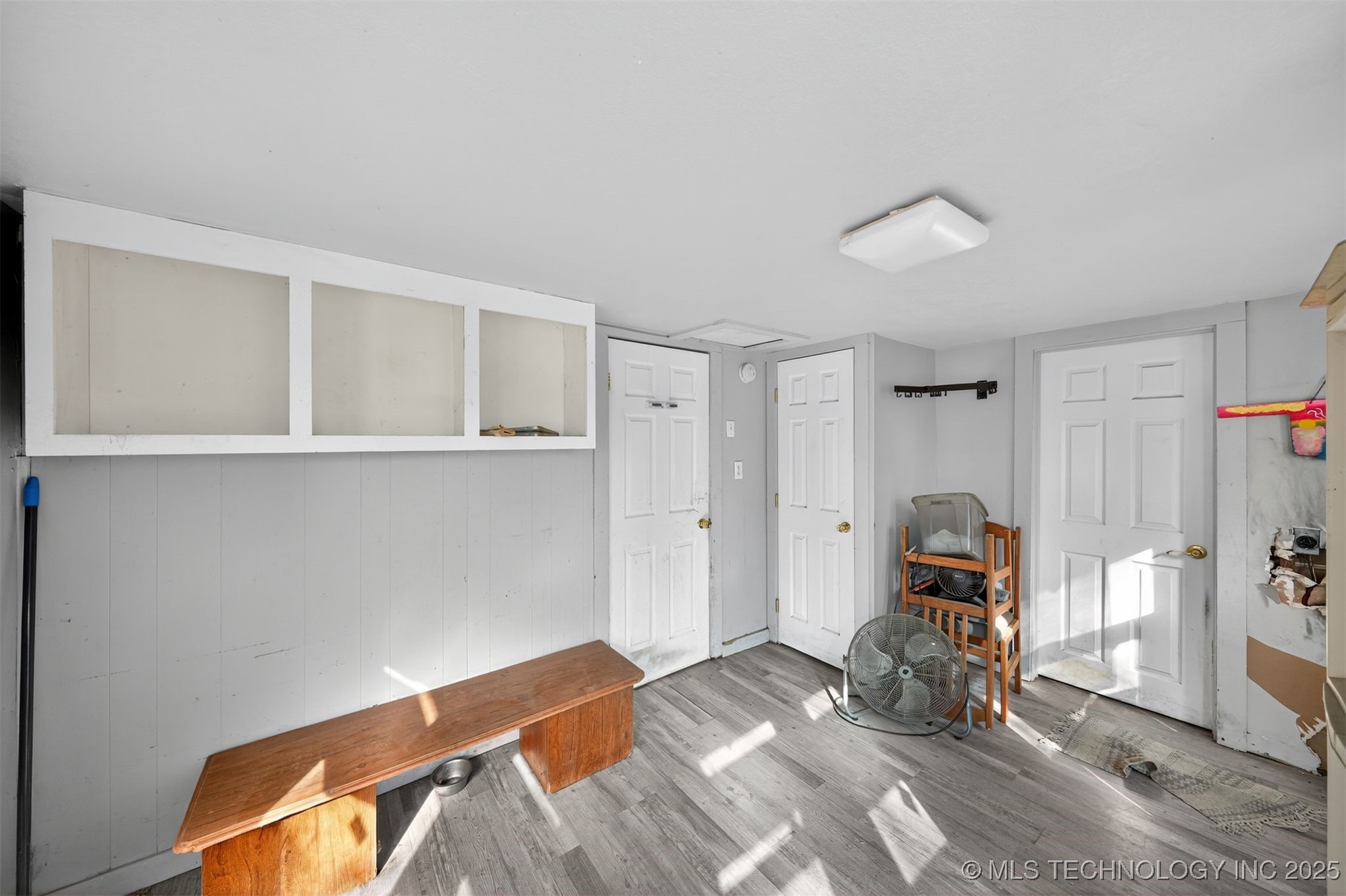 1128 E Arch Avenue Property Photo 16