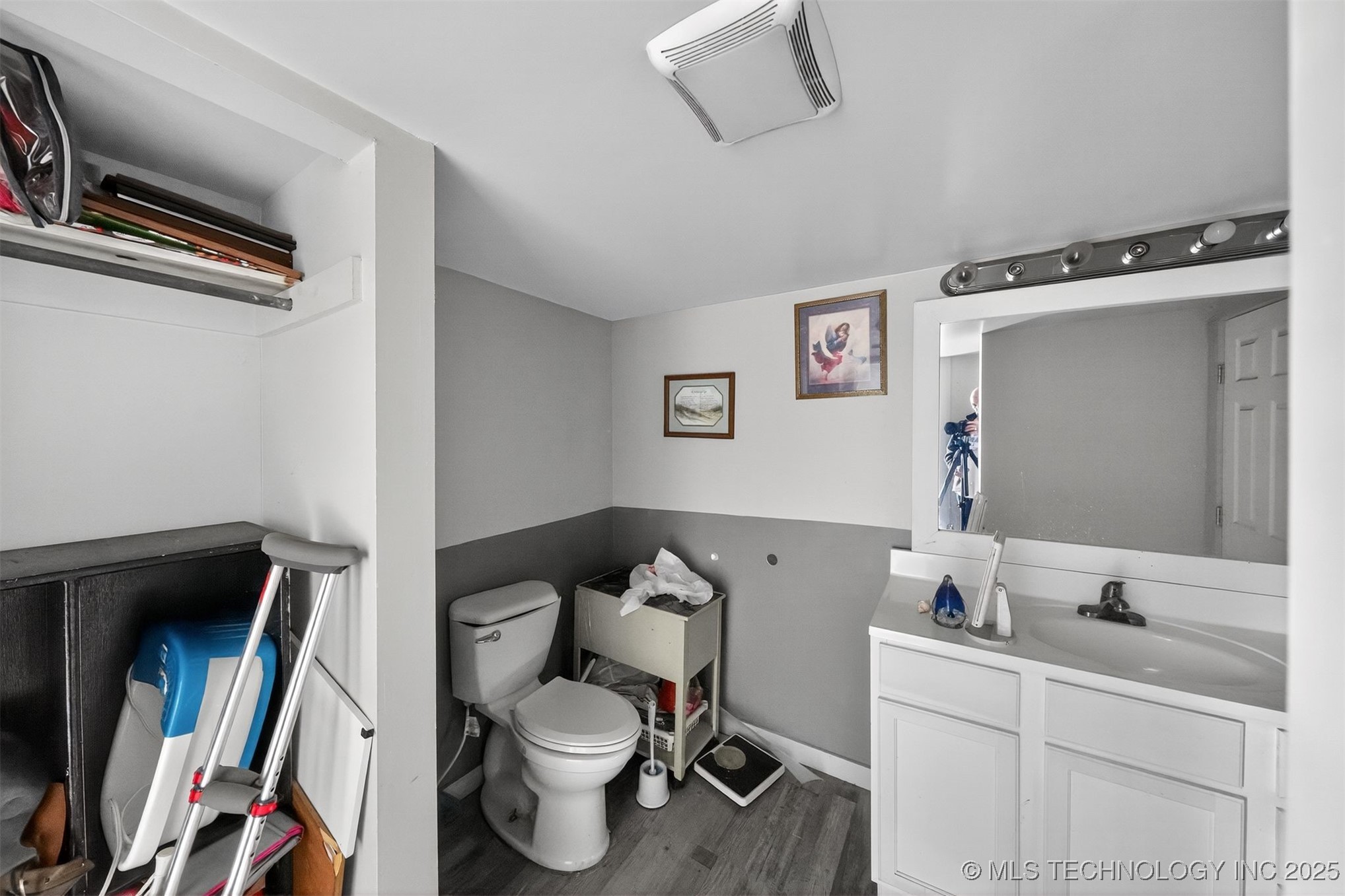 1128 E Arch Avenue Property Photo 18