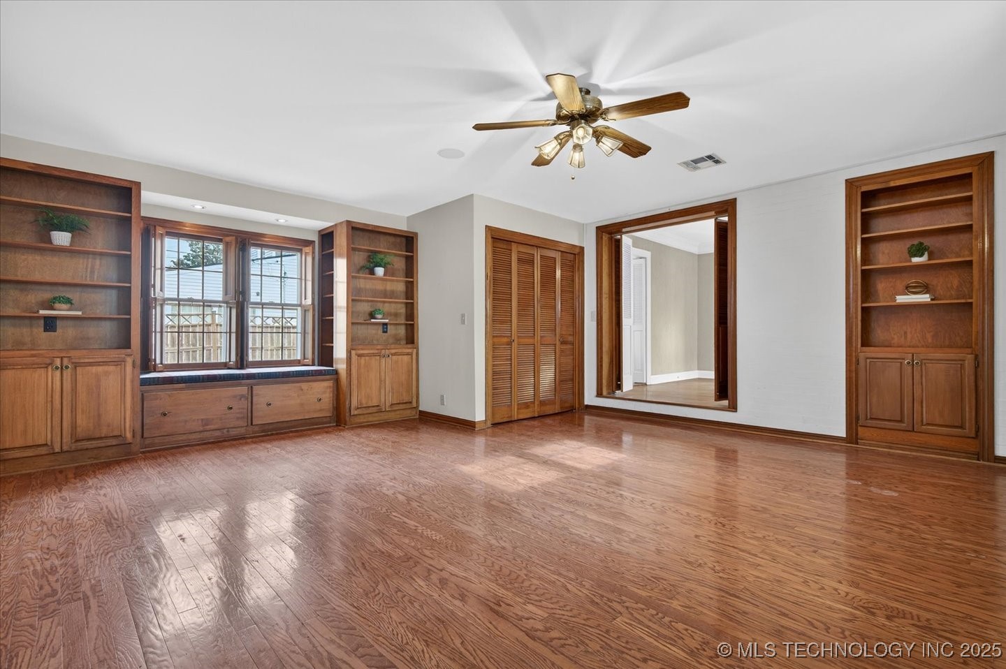 1731 S Johnstone Avenue Property Photo 4