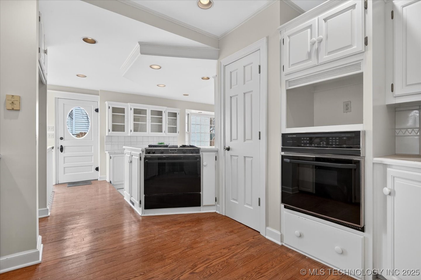 1731 S Johnstone Avenue Property Photo 13