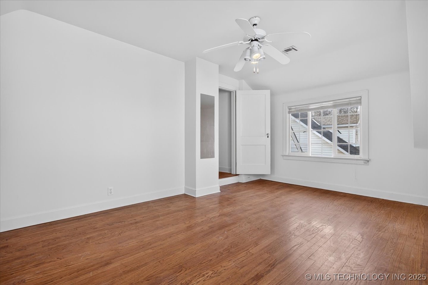 1731 S Johnstone Avenue Property Photo 34