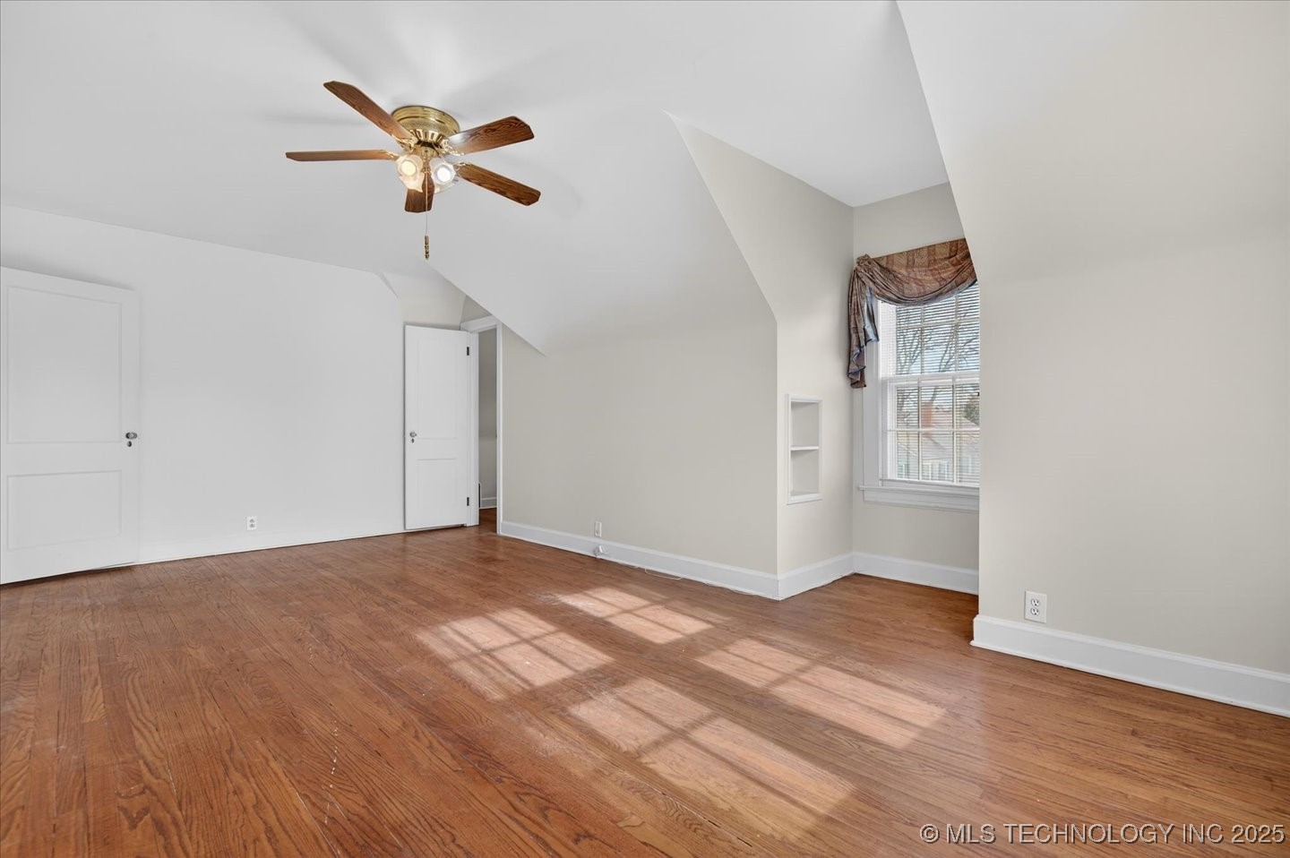 1731 S Johnstone Avenue Property Photo 39