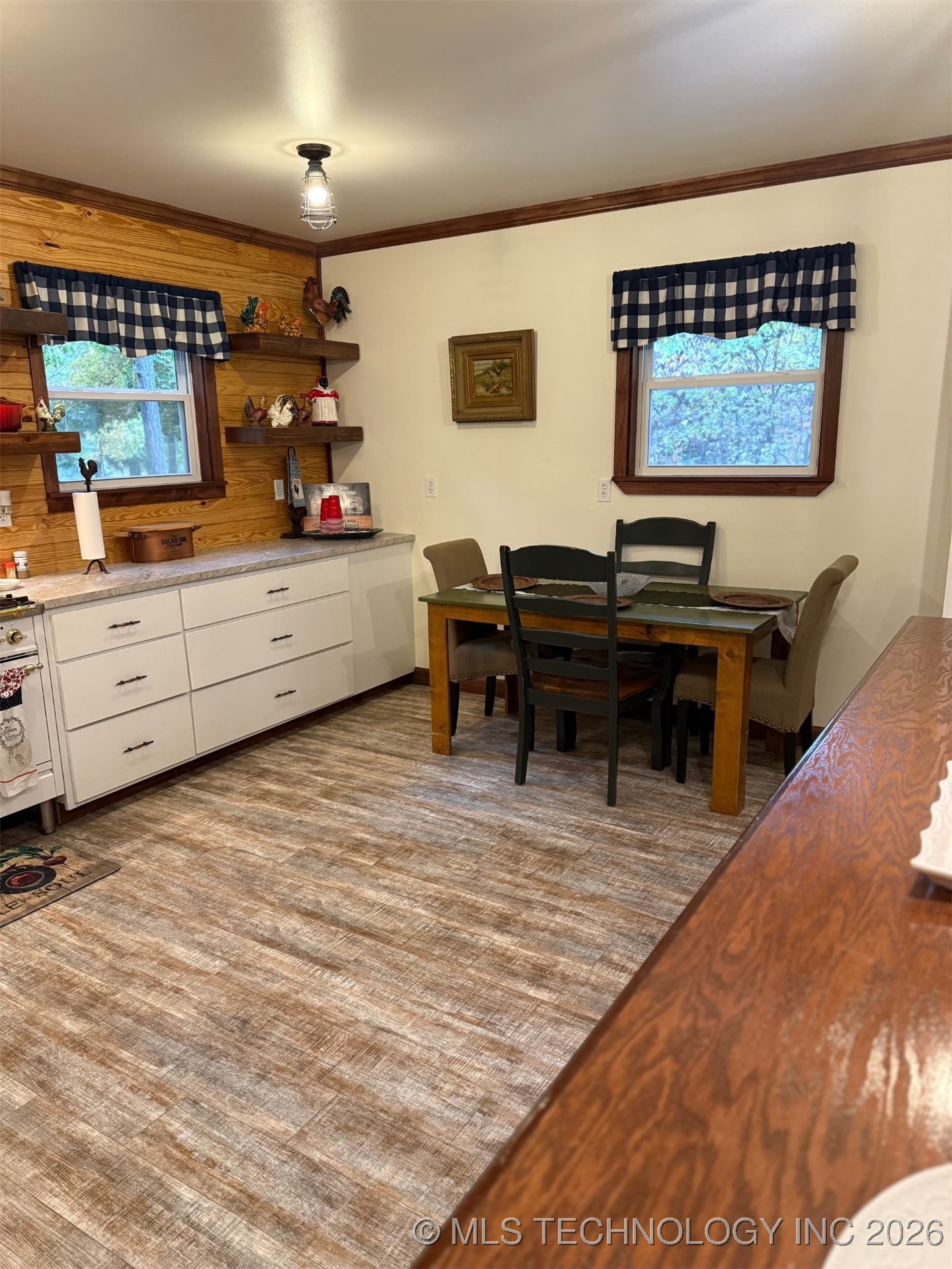 5969 E 620 Property Photo 5