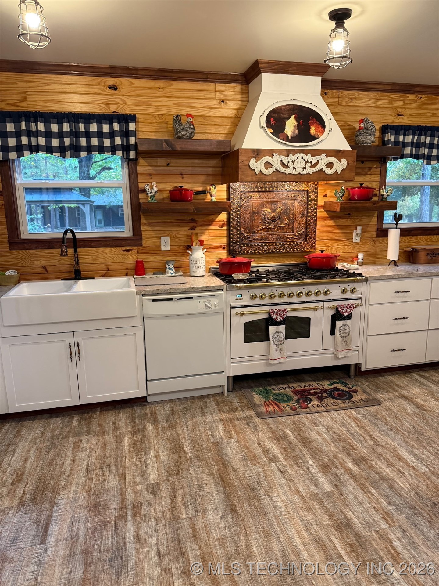 5969 E 620 Property Photo 6