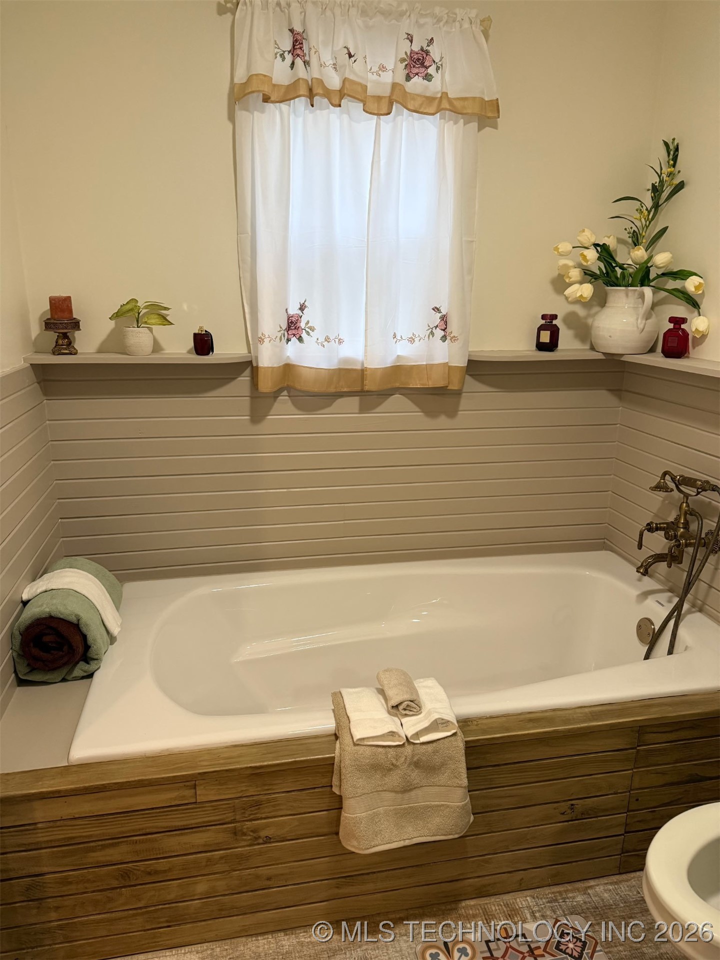 5969 E 620 Property Photo 13