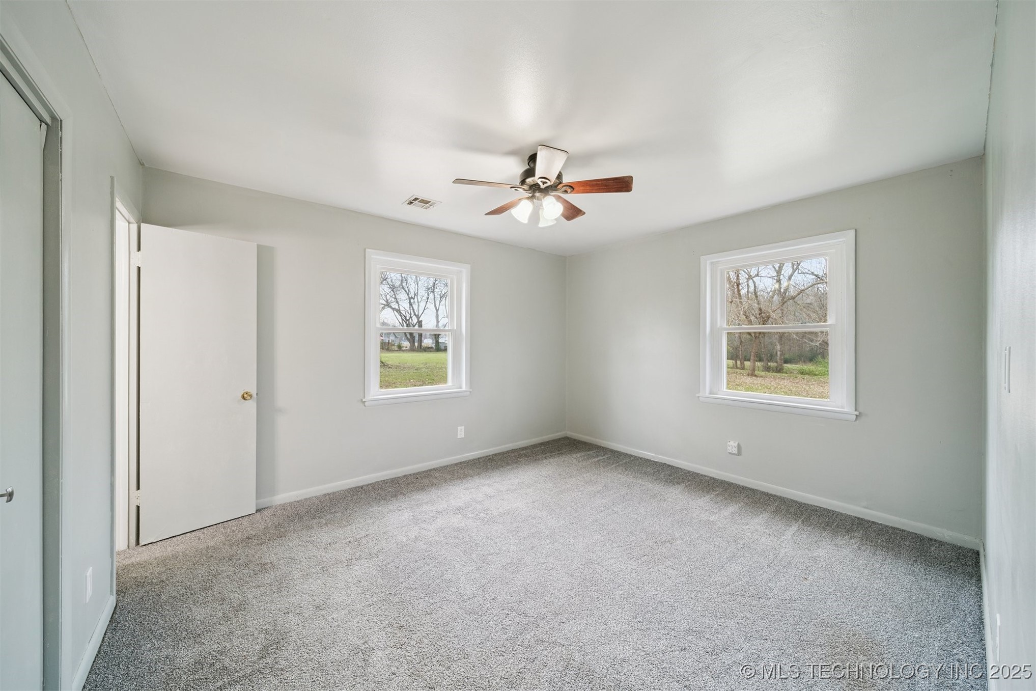 8206 E 530 Road Property Photo 13