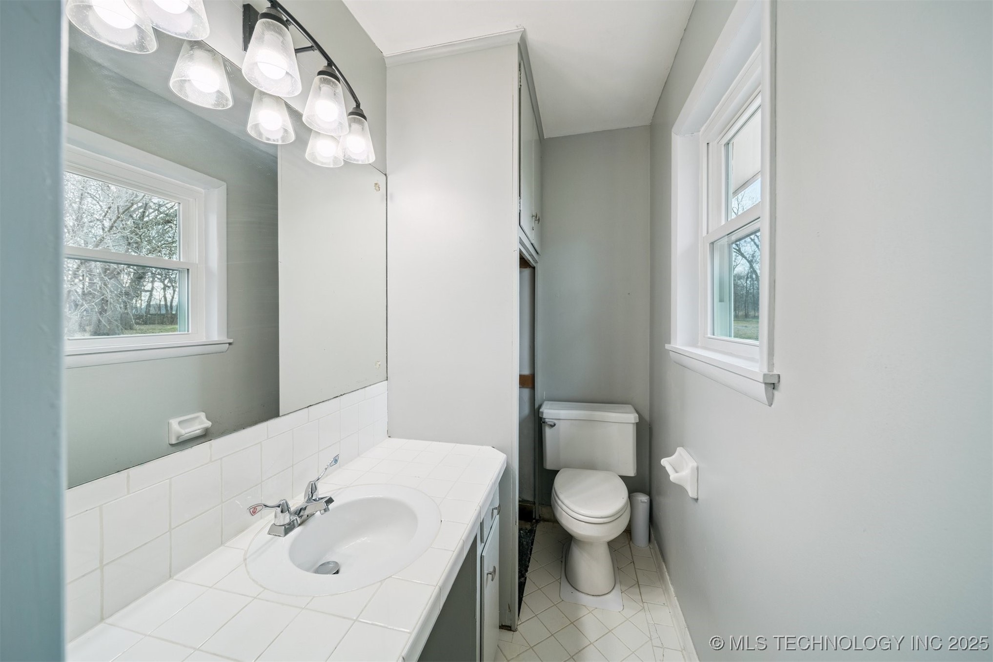 8206 E 530 Road Property Photo 16