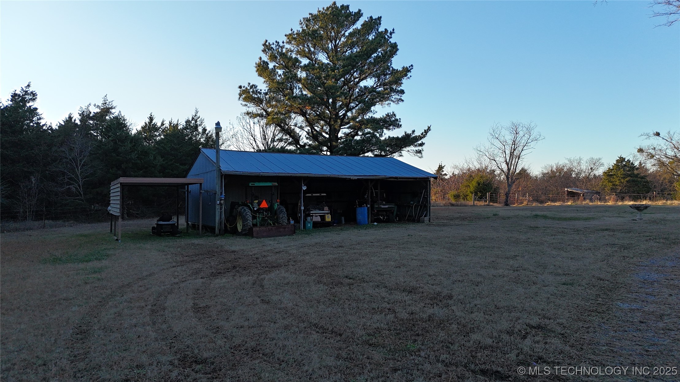 2874 Se 150 Road Property Photo 11